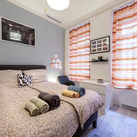 Soho Downtown Appartamento Budapest