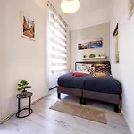 Soho Downtown דירה *